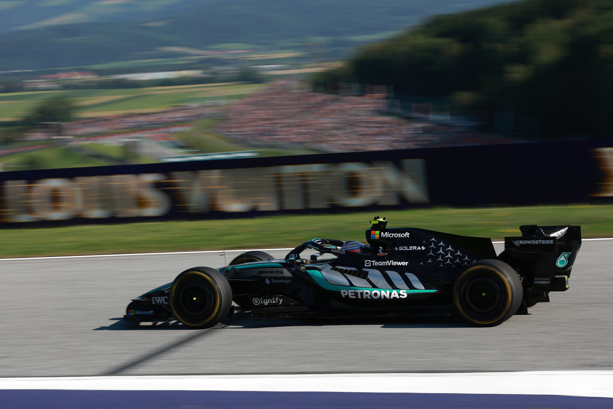Russell lidera último treino livre no GP da Áustria