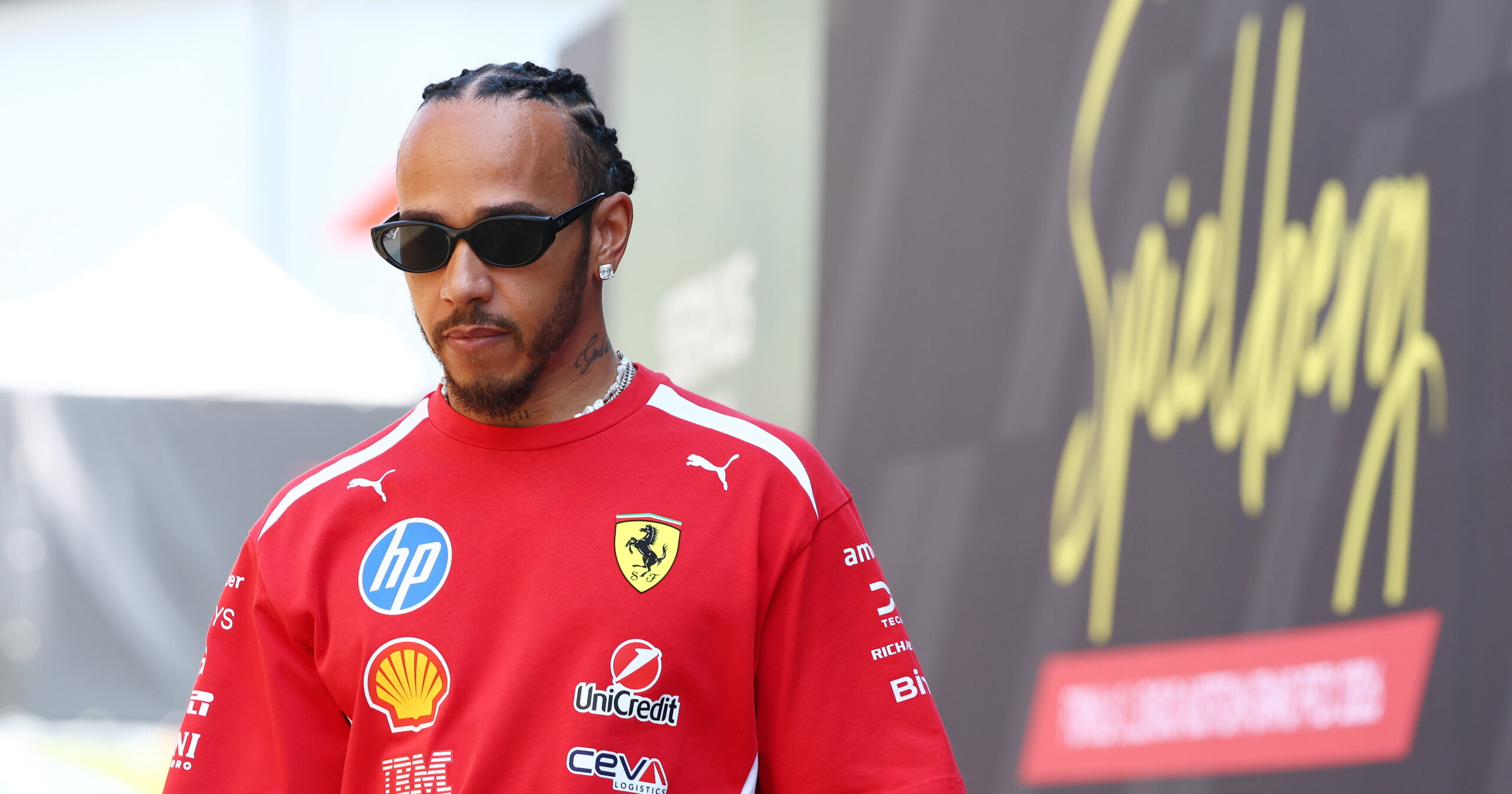 Hamilton aponta novo rival após revisão da Red Bull sobre Verstappen