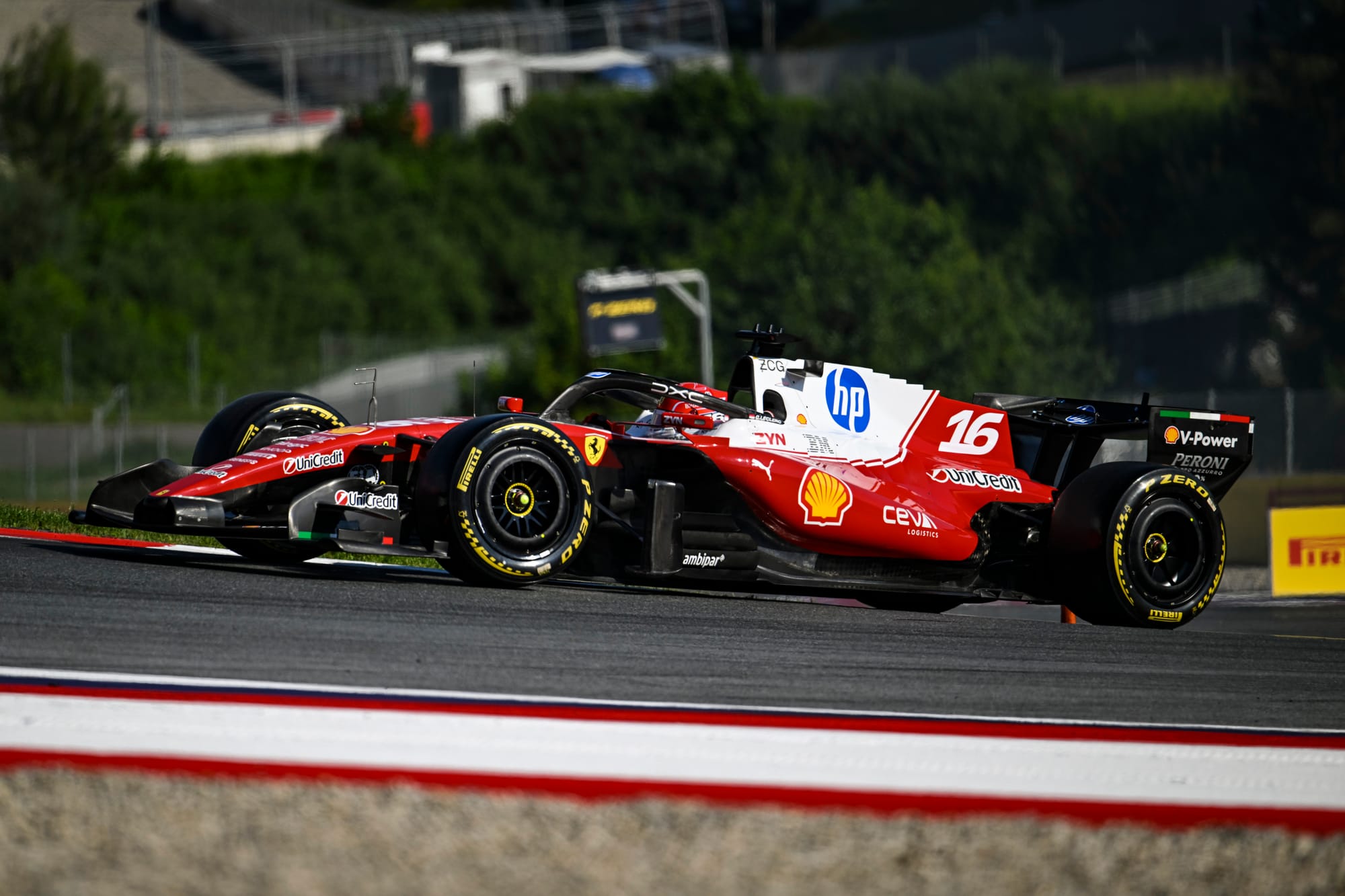 Desempenho decepcionante da Ferrari expõe fraquezas no GP da Áustria