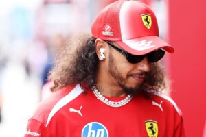 Hamilton Pilota Raro Ferrari em Fiorano