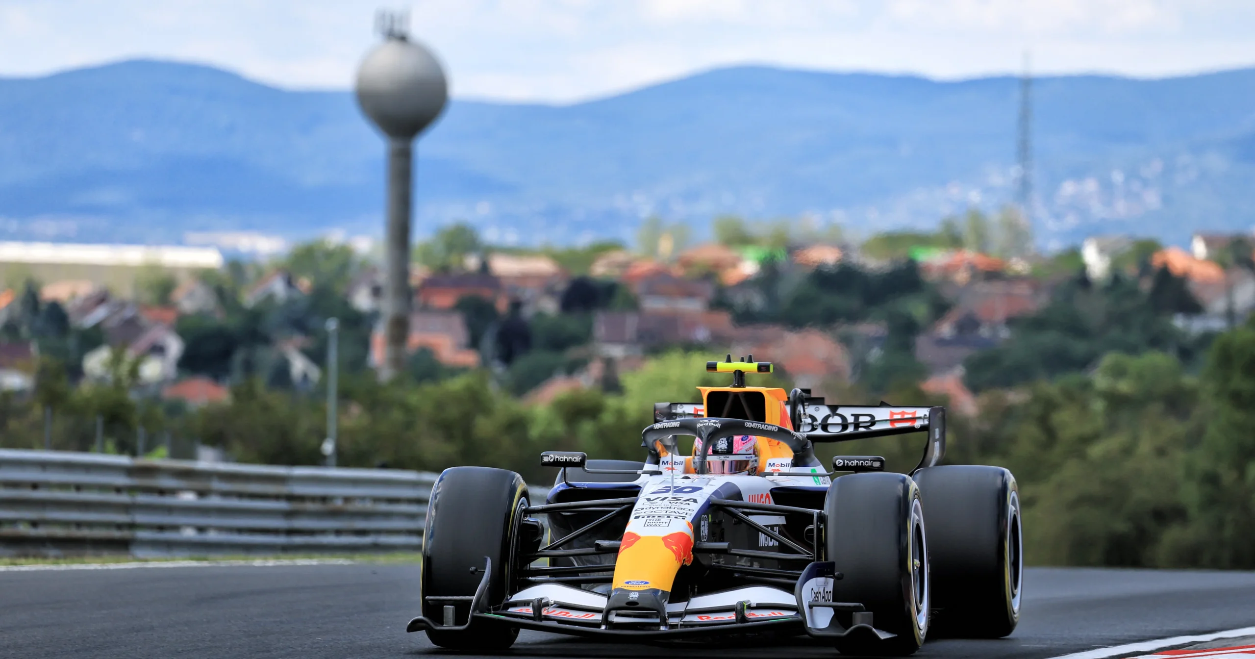 Ajuste crucial impulsiona Liam Lawson e Racing Bulls no desafiador Hungaroring