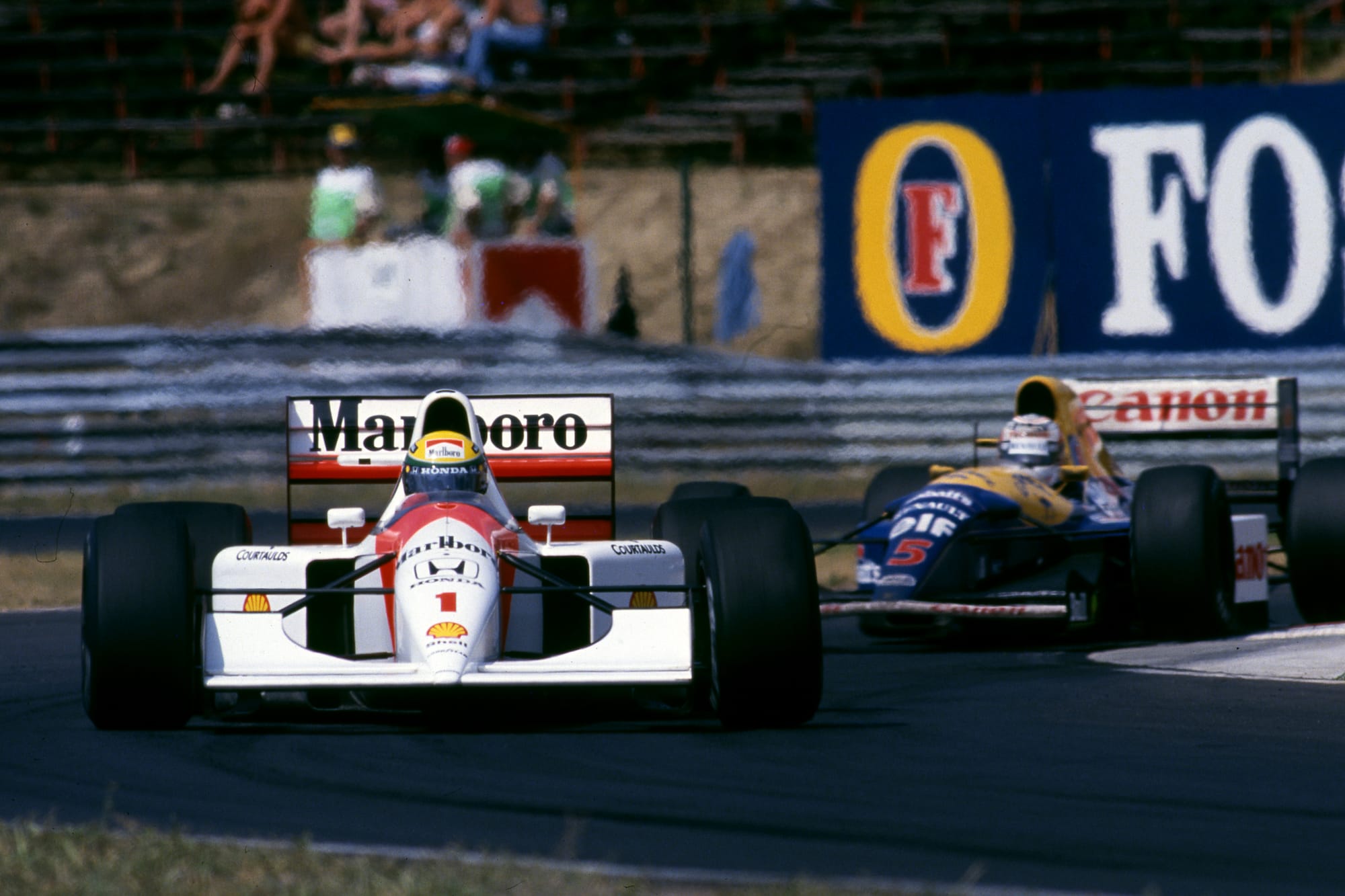 Capacete de Ayrton Senna de 1992 vai a leilão
