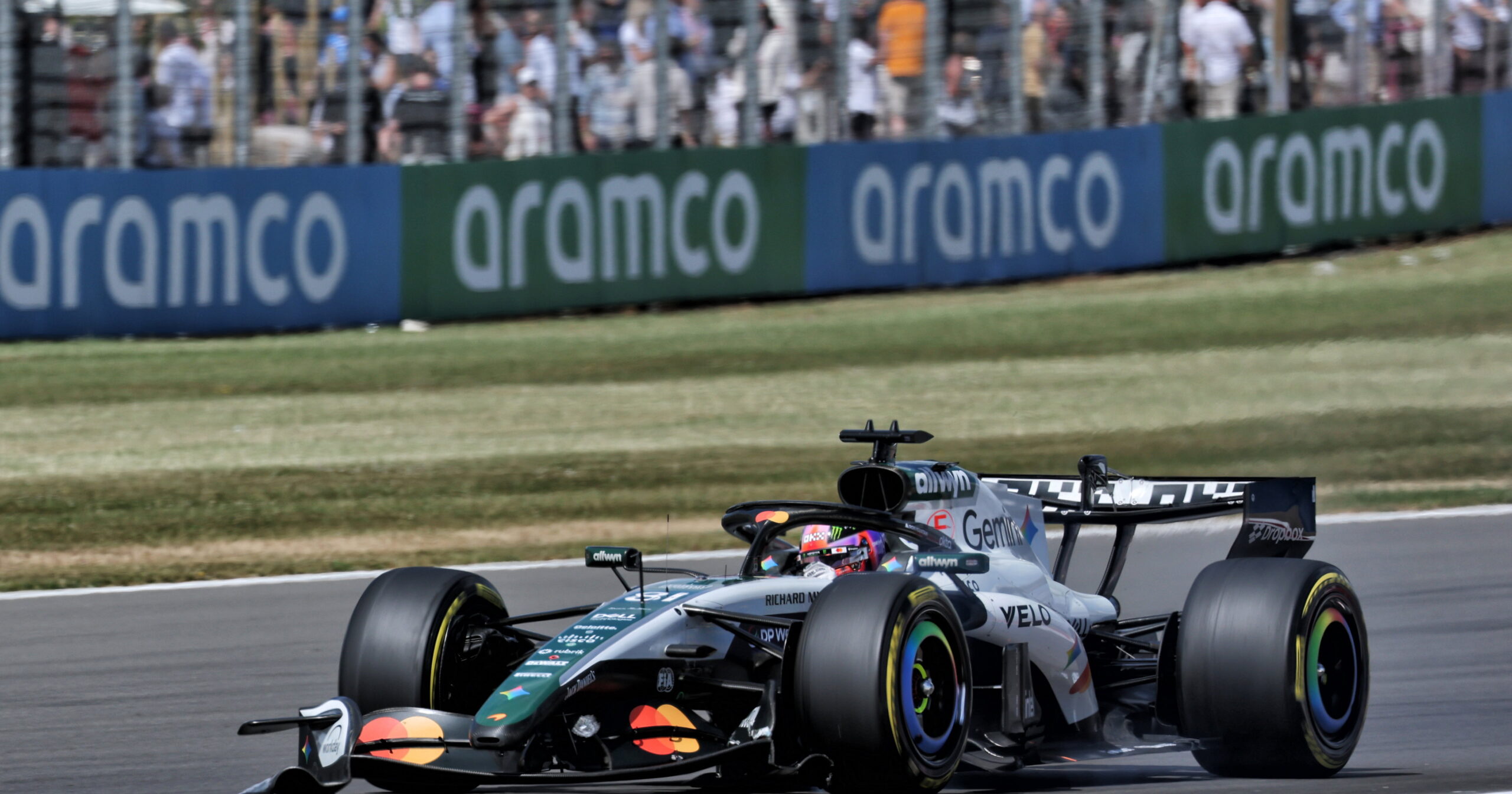 Oscar Piastri critica o início caótico do GP da Grã-bretanha