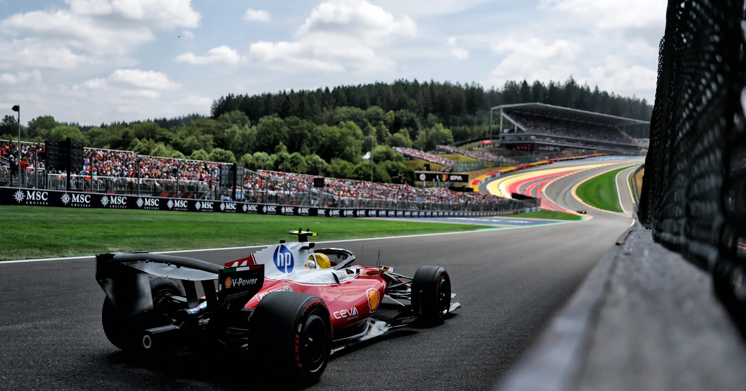 Ferrari esclarece detalhes da asa traseira do Sf-24 para o GP da Hungria