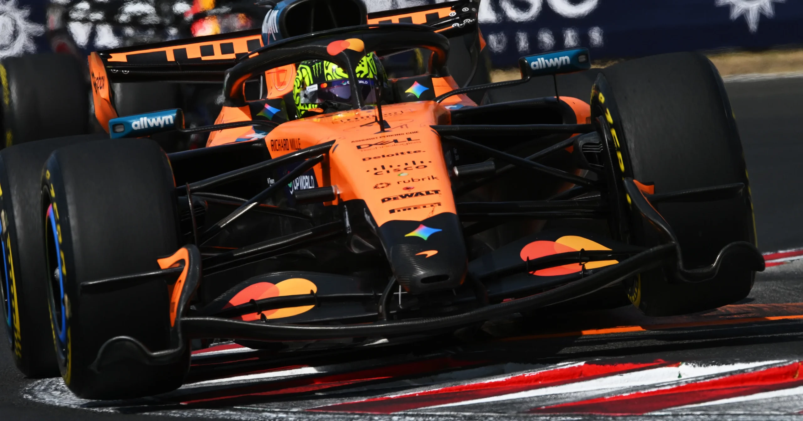 A Teoria da Mercedes: o Que Há por Trás do Salto da Mclaren na Hungria?