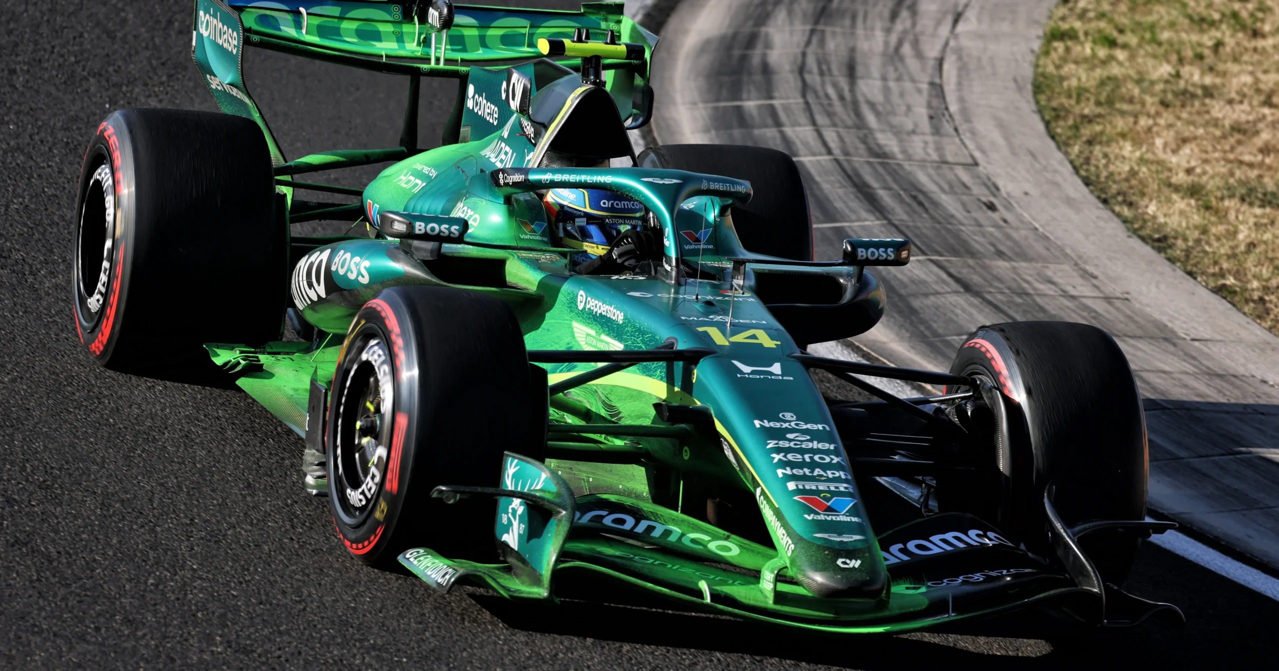 Aston Martin surpreende na Hungria e Guenther Steiner elogia: 'Não há o que criticar'