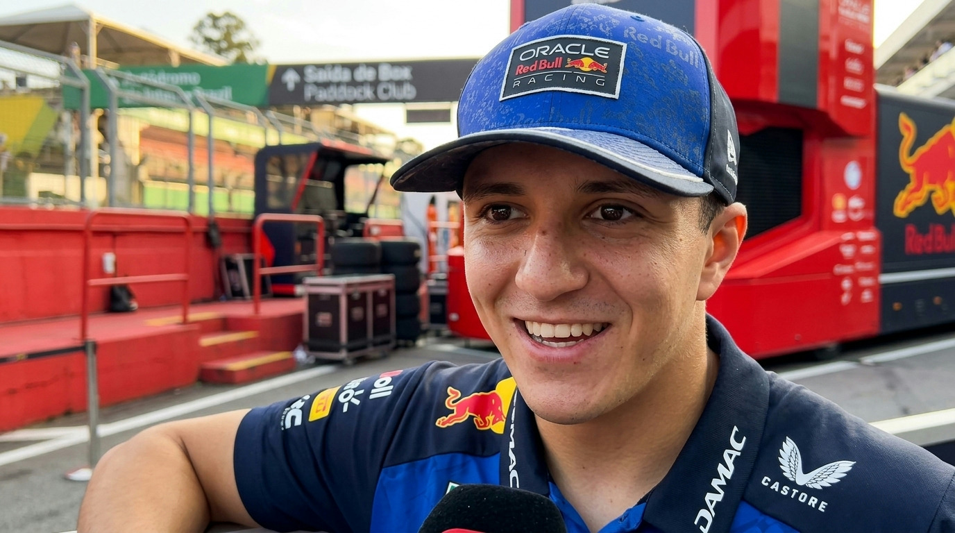 Isack Hadjar mira retorno à F1 no GP da Itália após lesão no punho